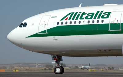Una decena de entidades se interesan por la compra de Alitalia