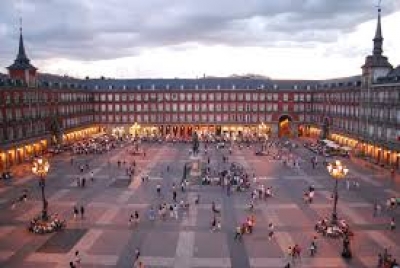 Madrid estudia ajustar licencias hoteleras y evitar saturación