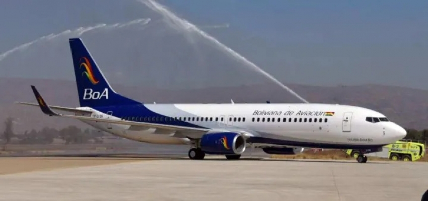 Boliviana de Aviación recibe “nuevo” Boeing 737-800 para ampliar su flota