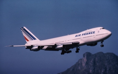 Gobierno francés apoya recortes previstos en Air France