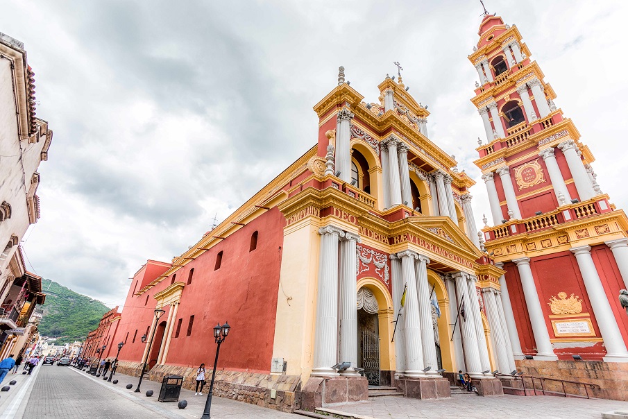 SALTA_-_BASILICA_16cd1.jpg