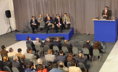 Se confirman adelantos del libro Pluna, el riesgo de volar alto