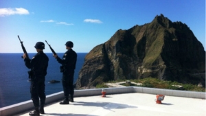 Las islas Dokdo o Takeshima -pequeñas y remotas- son objeto de una controversia internacional.