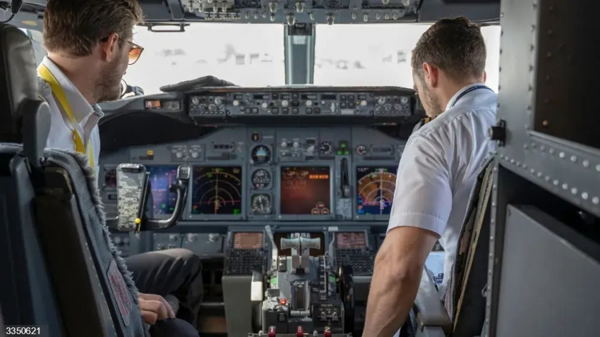 Espa&ntilde;a firma un acuerdo con EE.UU. sobre el despliegue de agentes en aviones para la seguridad a&eacute;rea