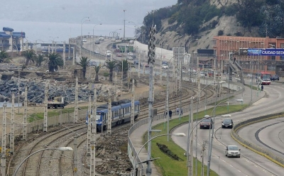 &iquest;Un tren que una Valpara&iacute;so con Santiago? Consorcio chileno-chino presenta propuesta por US$ 1.600 millones a la Presidenta