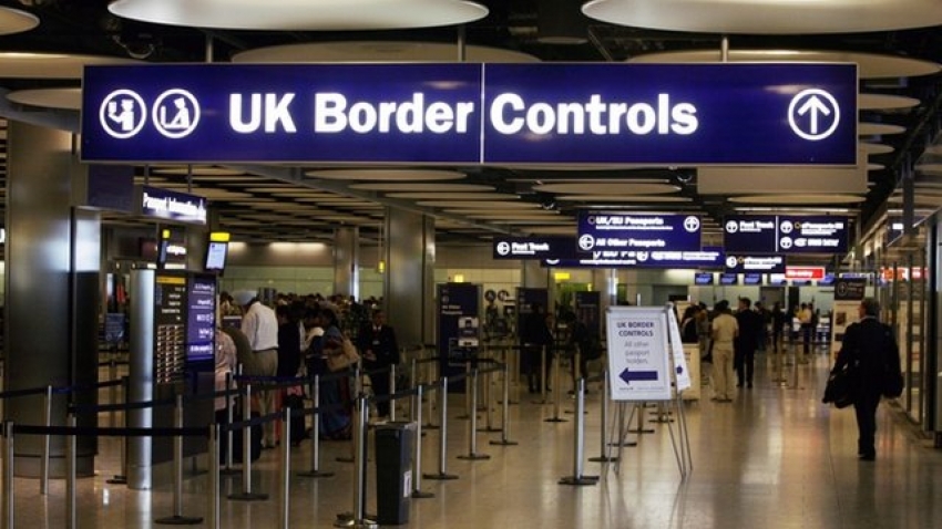 Caos en Heathrow: miles de ingleses vuelven de urgencia