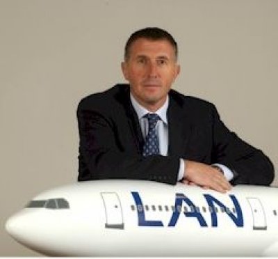 Enrique Cueto: alguien que sabe muy bien lo que dice y tambi&eacute;n alguien que sufre en carne propia cosas parecidas a lo que padeci&oacute; Pluna (hasta peores) de parte del gobierno K