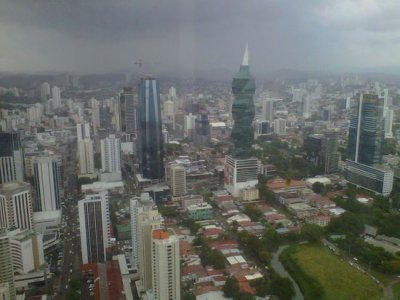 Panam&aacute; crece sin soluci&oacute;n de continuidad