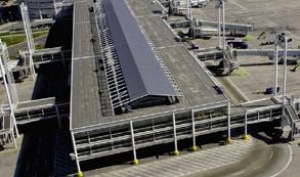 Aeropuerto de Santiago dice que hace cinco años alertó a las autoridades la necesidad de ampliar estructura 