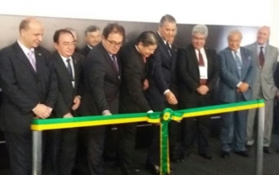 Lummertz y representantes del trade durante el acto de lanzamiento del V SEHGA.