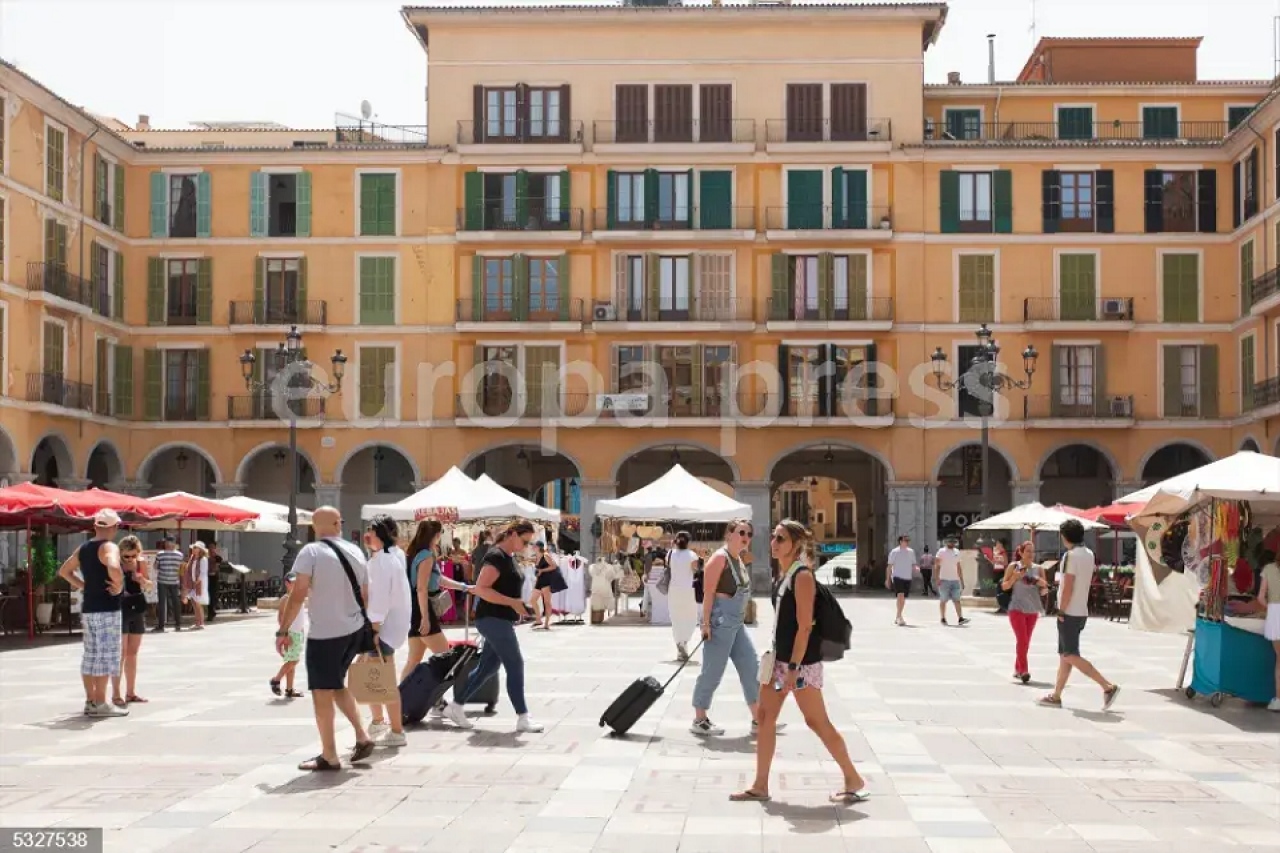 La retirada de viviendas tur&iacute;sticas no mejor&oacute; la oferta en Baleares