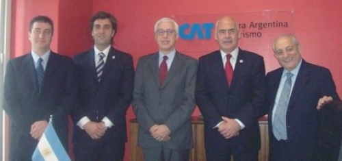 La OMT present&oacute; n&uacute;meros, actualidad y tendencias del turismo en el mundo en la sede de la CAT  