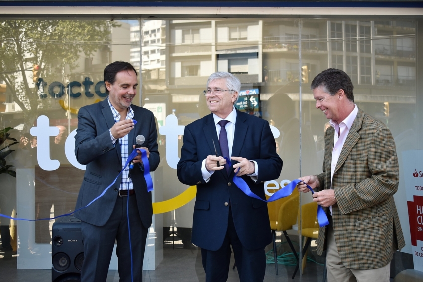 TocTocViajes continúa innovando. Ahora abre sus puertas en una clásica esquina de Montevideo