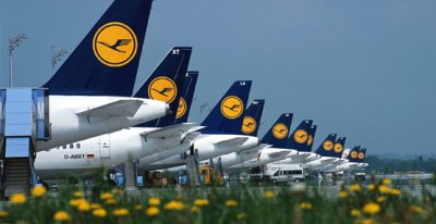 Huelga en Lufthansa obliga a cancelar 200 vuelos y afecta a m&aacute;s de 25.000 pasajeros