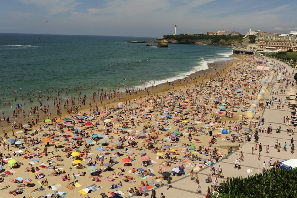 Turismo masivo y estacionalidad: los dos retos del turismo vacacional