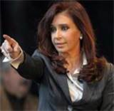 Cristina Fern&aacute;ndez sali&oacute; en defensa de la gesti&oacute;n de Aerol&iacute;neas Argentinas