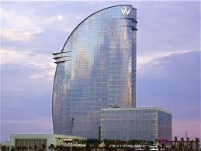 En venta el hotel vela de Barcelona por 200 millones