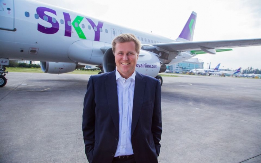 Holger Paulmann, CEO de SKY: &laquo;Cada vez m&aacute;s gente deber&iacute;a volar en avi&oacute;n&raquo;