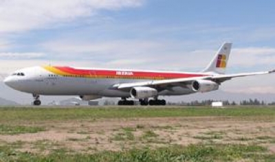 Desde la pr&oacute;xima semana reducen 50% vuelos de Iberia a la Argentina 