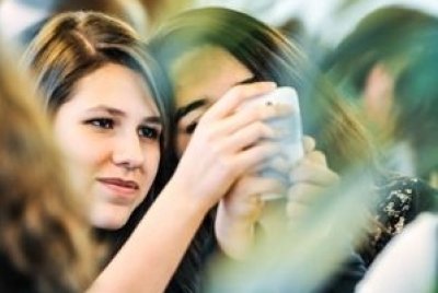 Diez consejos para hacer m&aacute;s seguro un tel&eacute;fono m&oacute;vil