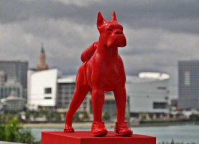 Perros de colores y cocodrilos gigantes llegan a Miami para Art Basel