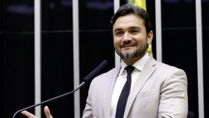 Celso Sabino asume Ministerio de Turismo de Brasil