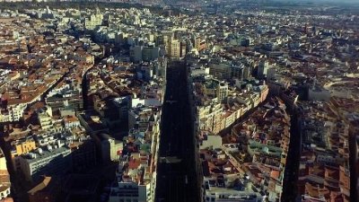 Un &laquo;drone&raquo; graba el v&iacute;deo m&aacute;s espectacular del centro de Madrid