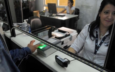 Argentina refuerza controles migratorios en aeropuertos