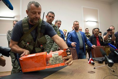 Cajas negras de avi&oacute;n siniestrado en Ucrania ser&aacute;n analizadas en Reino Unido