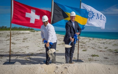Primer Ministro de las Bahamas, Perry Gladstone Christie, y Pierfrancesco Vago, Presidente Ejecutivo de MSC Cruceros, en la inauguraci&oacute;n oficial