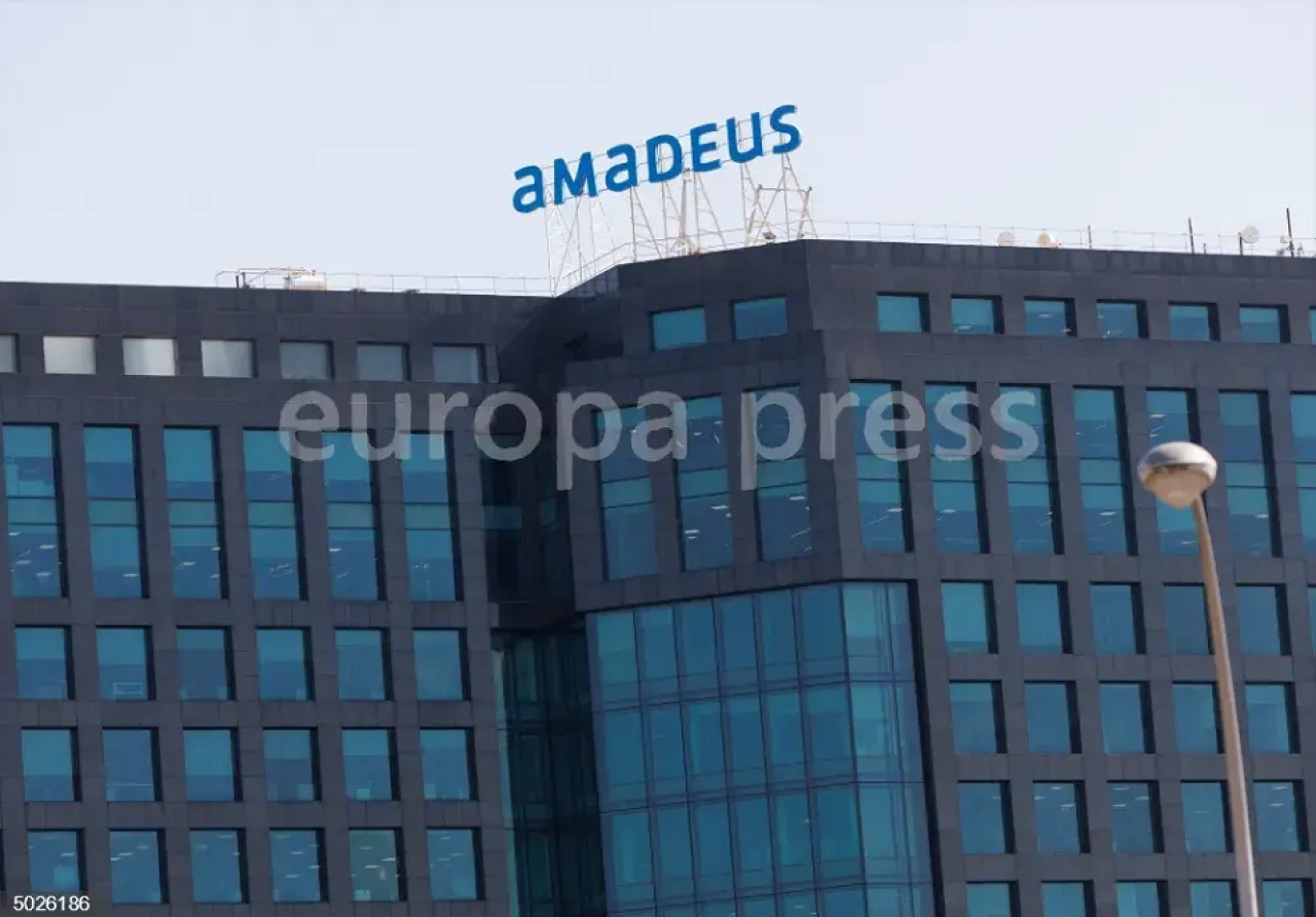 Amadeus y la OACI firman un memorando para impulsar la transformaci&oacute;n digital del transporte a&eacute;reo