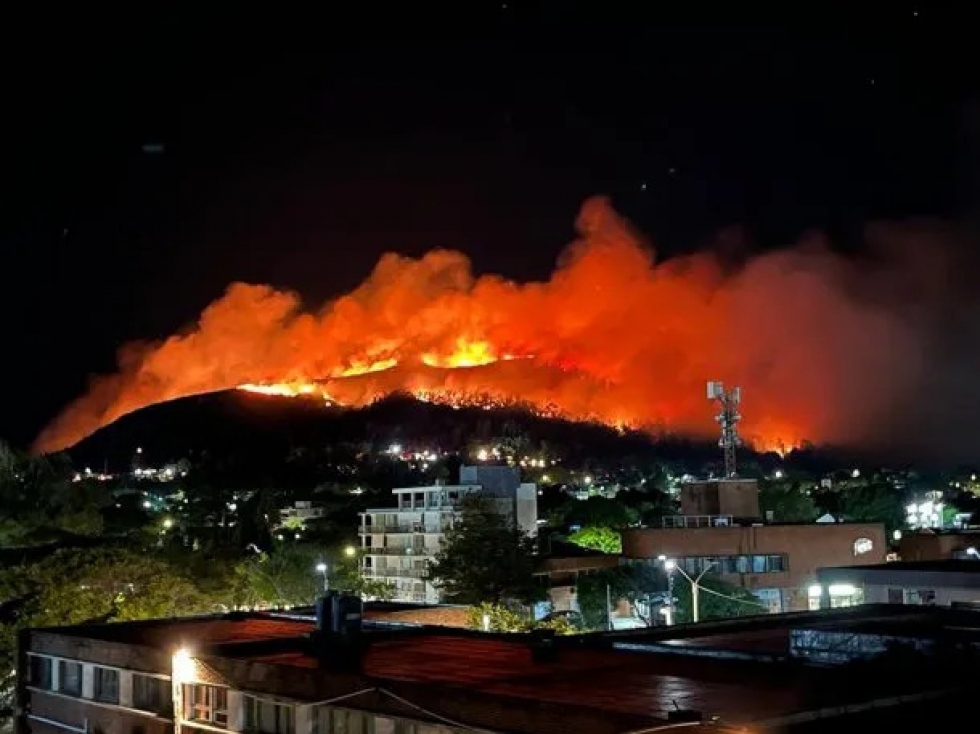 Incendio en el Cerro del Toro, Piriápolis, Uruguay.