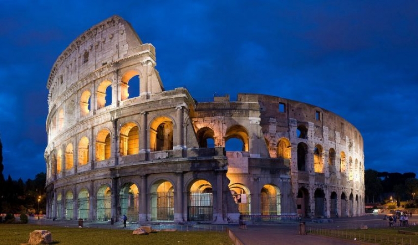 Roma declara la guerra al turismo grosero