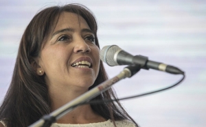 Sabrina Acevedo en Bs. Aires habl&oacute; de la ignorancia de los comunicadores uruguayos