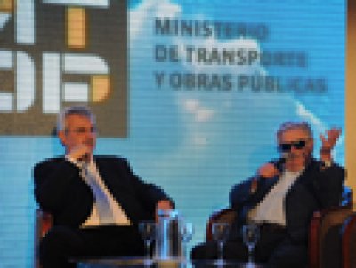 Mujica destac&oacute; nivel de transparencia y seguridad jur&iacute;dica para hacer negocios en Uruguay