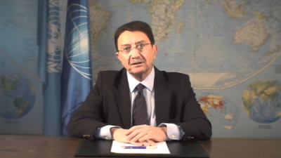 Taleb Rifai, Secretario General de la OMT."Confirmando si es que hac&iacute;a falta, su visi&oacute;n marcadamente mercantilista, comete lo que para nosotros es una pifia, una metedura de pata grav&iacute;sima, al mezclar el ley motiv del DMT2016 que es la promoci&oacute;n de la accesibilidad, con el negocio, liso y llano. " dice el editorial de hoy.
