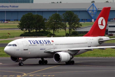 Turkish Airlines negocia la compra de la polaca LOT