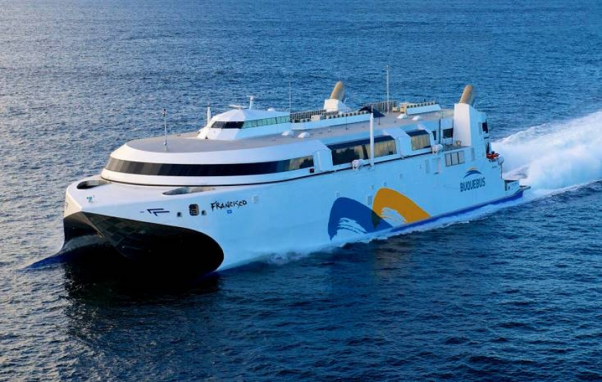 Buqueb&uacute;s traslad&oacute; turistas argentinos a Uruguay violando el cierre de fronteras