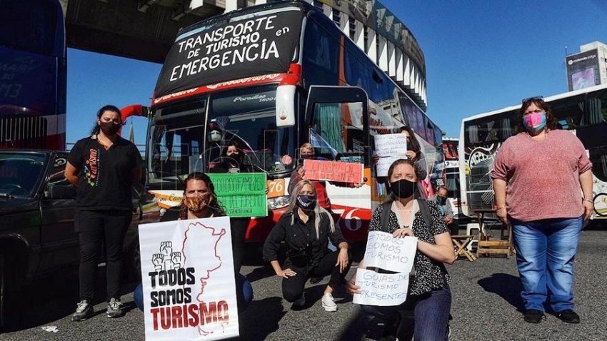 Autoridades de turismo, transporte y empresarios, sellaron un acuerdo sectorial en Argentina