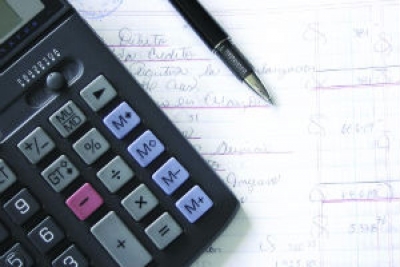 M&aacute;s all&aacute; de los gastos de viaje y representaci&oacute;n