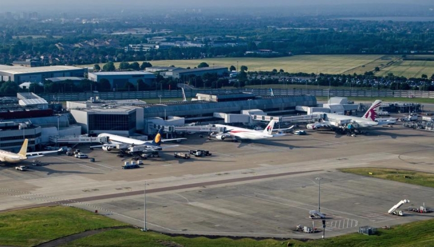 Heathrow ampl&iacute;a su l&iacute;mite de capacidad hasta octubre por los buenos resultados: menos cancelaciones y mayor puntualidad