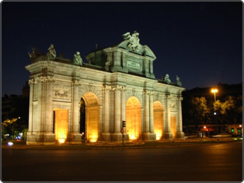 Madrid es la Comunidad en donde m&aacute;s dinero gastan los turistas