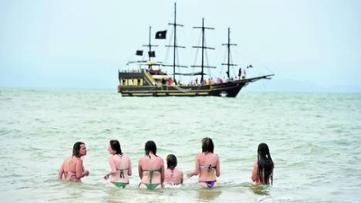 Florian&oacute;polis y Punta del Este: El que no paga con tarjeta de cr&eacute;dito este verano, pierde