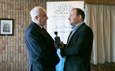 Ministro Rossi le confirma al PDA que Azul Uruguay tramita su certificaci&oacute;n