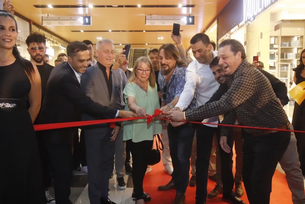 Corte de cinta WO y  apertura de temporada