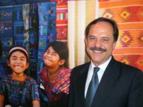  Jorge Federico Samayoa, "estamos buscando la reconversi&oacute;n del pa&iacute;s hacia el turismo"