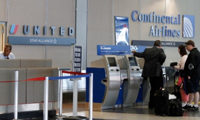 United y Continental completan fusi&oacute;n