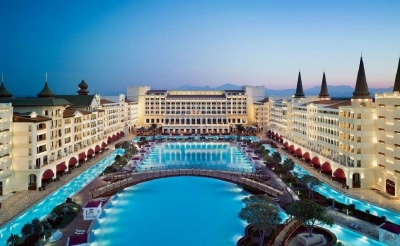 Los hoteles de Antalya, en Turqu&iacute;a, seducen al turismo internacional con tarifas de bajo coste.