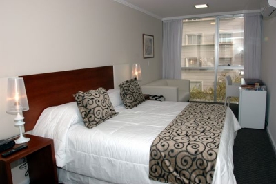 Qued&oacute; inaugurado el Palm Beach Plaza, nuevo hotel en Montevideo