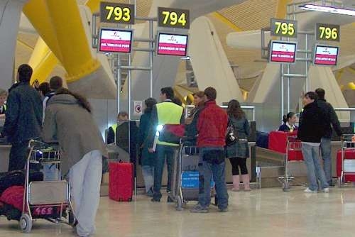 Espa&ntilde;a cae siete puestos en el r&aacute;nking mundial de pa&iacute;ses emisores de turistas